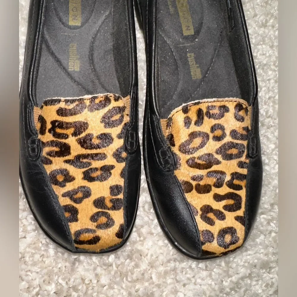 Clarks Collection Bayou Leather and Leopard Horse Hair Loafers- NWOT 5